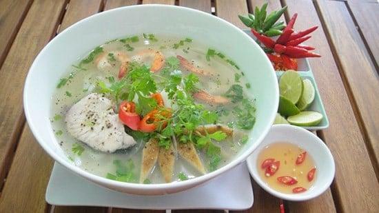 CÁCH NẤU BÁNH CANH CHẢ CÁ THƠM NGON ĐƠN GIẢN TẠI NHÀ