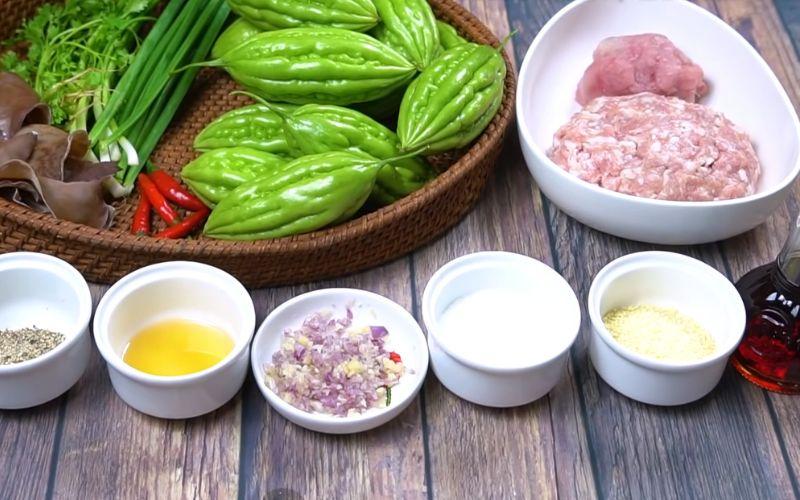 Nguyên liệu nấu canh khổ qua nhồi thịt