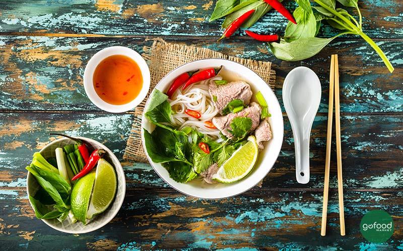 Phở bò là món ăn truyền thống của Việt Nam