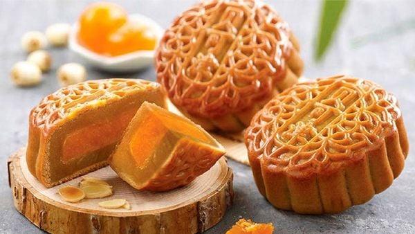 Bánh trung thu bao nhiêu calo? Cách ăn đúng để giảm cân