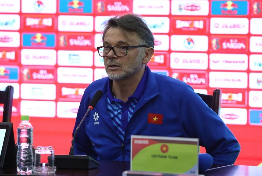 Kết quả Việt Nam 0-3 Indonesia: Thất vọng tột cùng, Troussier!