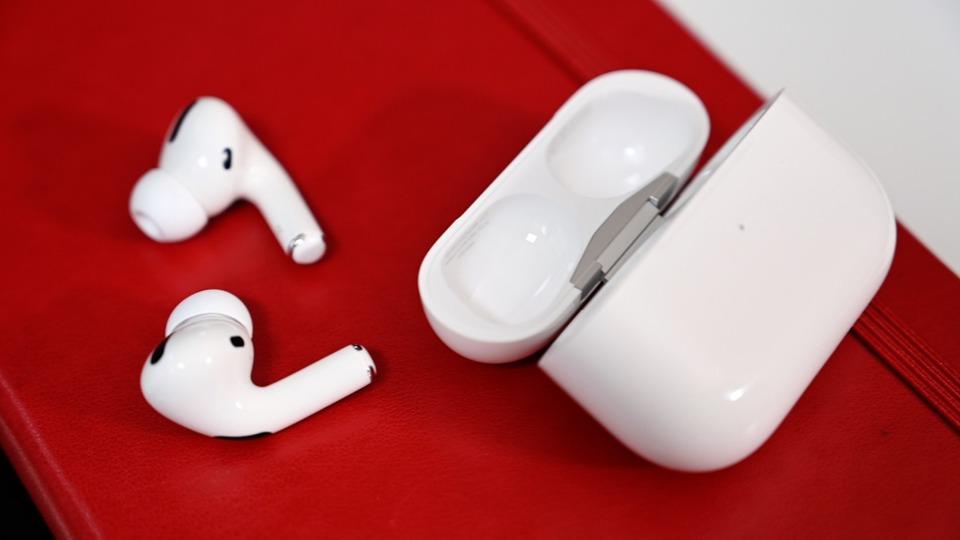 C&aacute;ch đổi t&ecirc;n AirPods, bạn c&oacute; biết? &nbsp;