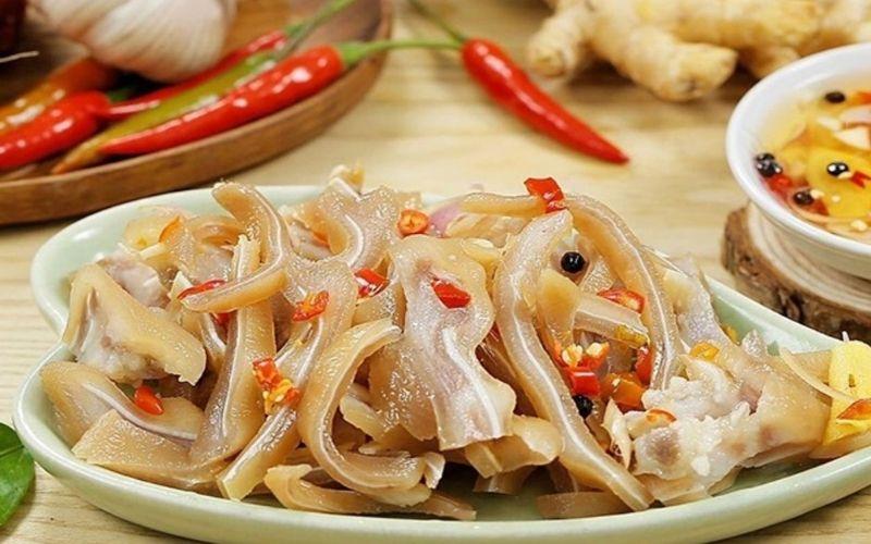 món ăn chống ngán ngày Tết - tai heo ngâm giấm